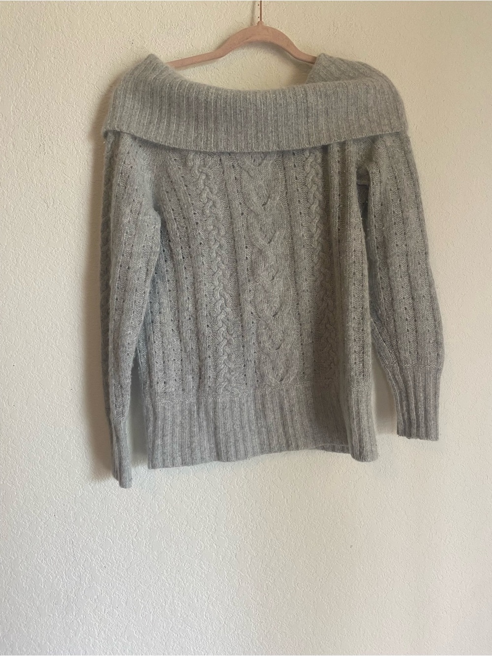Banana Republic Grey Off-The-Shoulder Cable Knit Sweater - Picture 2 of 14